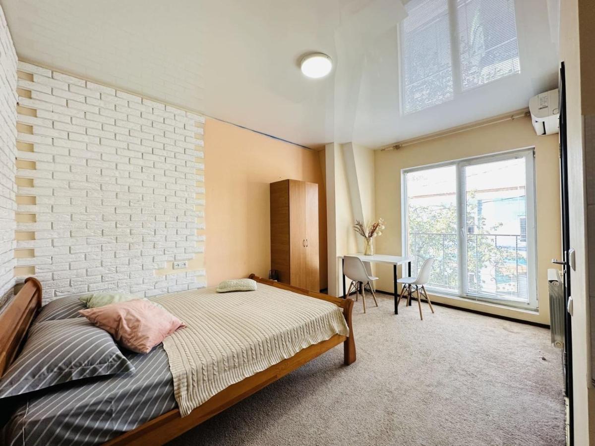 Apartments On The Embankment Kharkiv Exterior photo